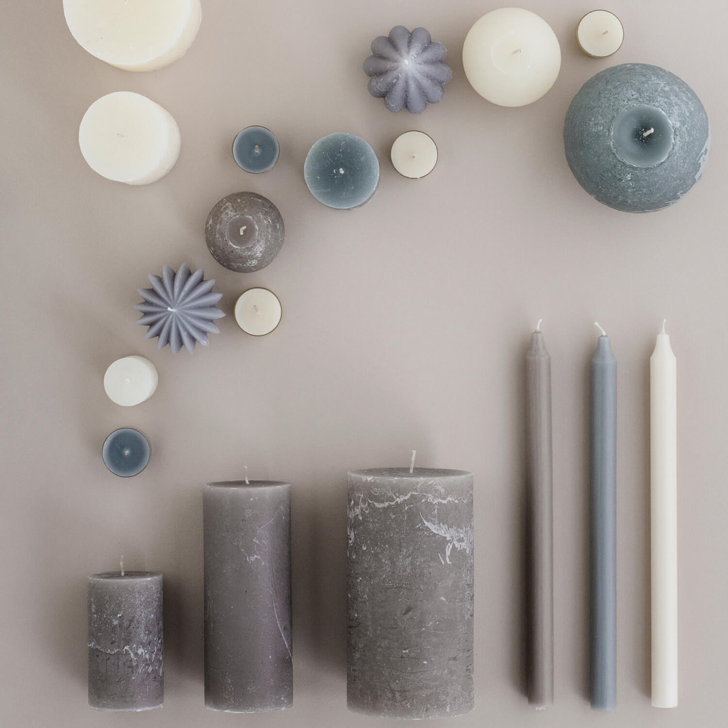 Broste Copenhagen Stabkerze Weinrot – Bild 3