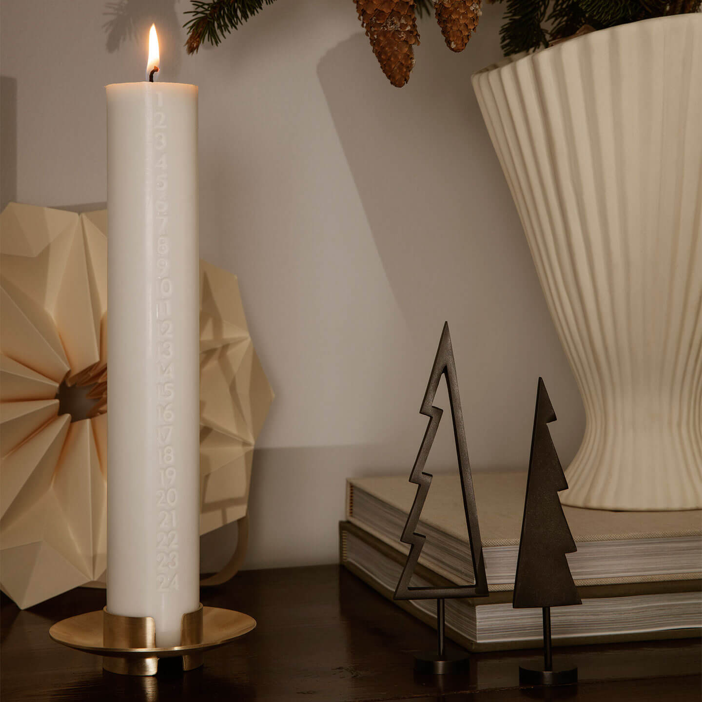 ferm Adventskalender-Kerze Weiß – Bild 3