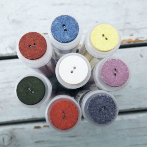 Ein Knopf aus recycelter Baumwolle – verschiedene Farben (Ø 25mm)